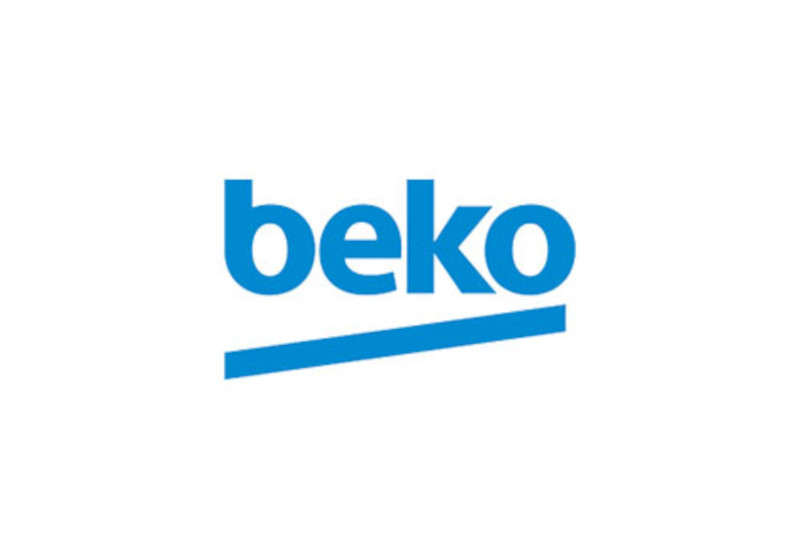 Beko in Lake Los Angeles